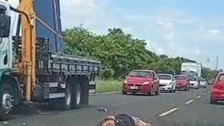 Idoso morre atropelado por caminhão na Estrada do Mar, em Capão da Canoa