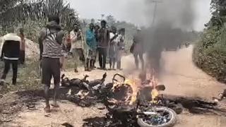 Colisão entre motocicletas deixa três mortos carbonizados em Gana