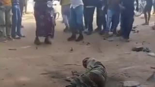 Justiça com pedradas e pneus: linchamento brutal na Zâmbia