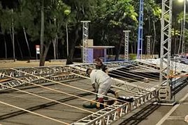 MADRUGADA DE CAOS EM BOA VIAGEM: CARRO INVADE ÁREA DE OBRAS, ATINGE PESSOAS E MATA TRABALHADOR