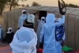 Festa vira funeral: noivo morre baleado pelo próprio irmão no dia do casamento no Chade