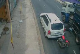 Motociclista morre após ser atropelado por carreta na Avenida Imperial, no Centro do Recife