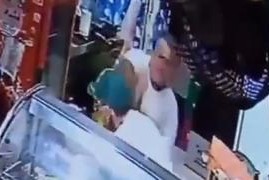 Comerciante é morto a golpes de canivete dentro de bar em Vila Velha